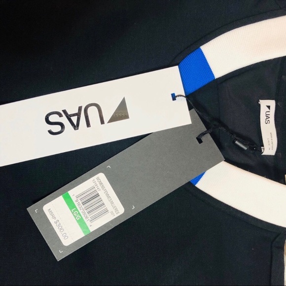 Under Armour Track Bomber Jacket - Picture 4 of 8